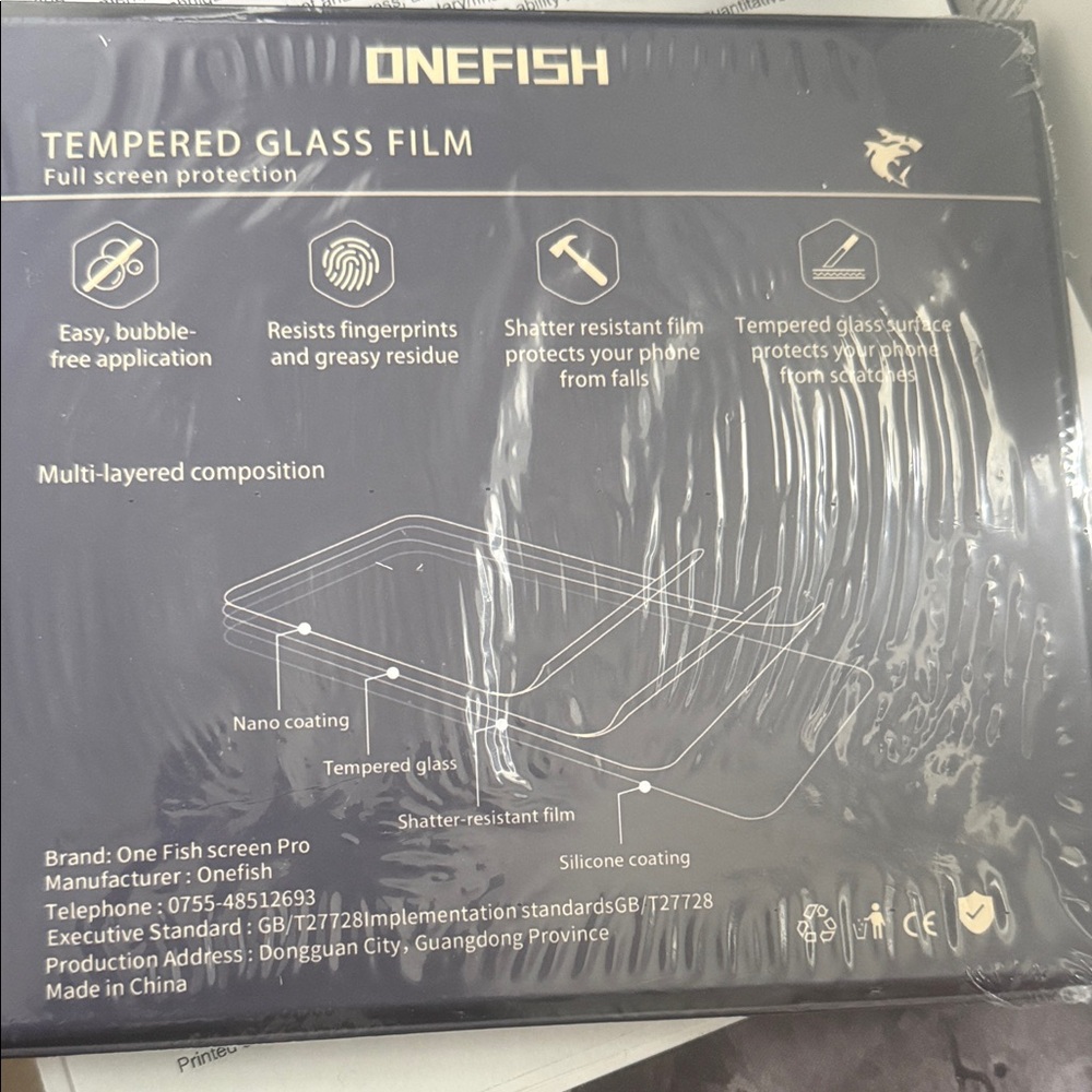 Onefish Screen Protector with Smooth Texture - Picture 2 of 2